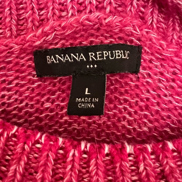 Banana Republic - Fuchsia Knit Sweater - Picture 4 of 7